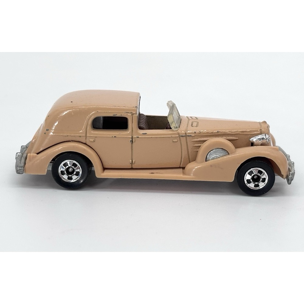 Vintage Hot Wheels '35 Classic Caddy Cadillac Tan Diecast Hong Kong 1981 - Picture 2 of 7